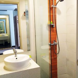 Bilik kembar standard